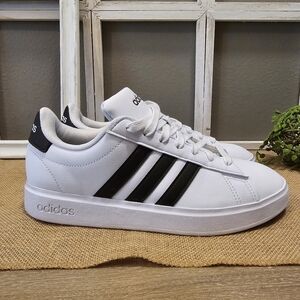 Women's Adidas Grand Court Cloudfoam  Lifestyle Court Comfort Shoes, white size7